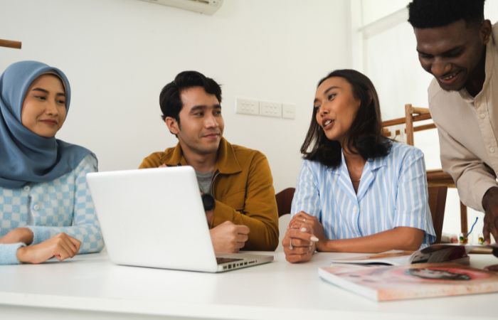 Arrange learners in pairs or small groups to balance their degrees of proficiency
